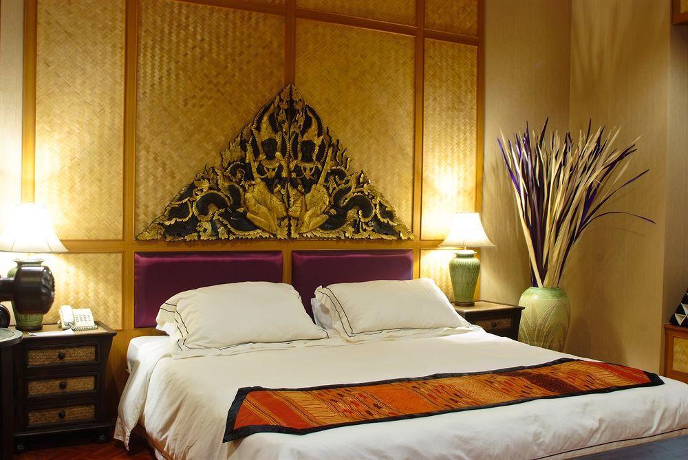 Coral Hotel Bangsaphan Bang Saphan Exterior photo