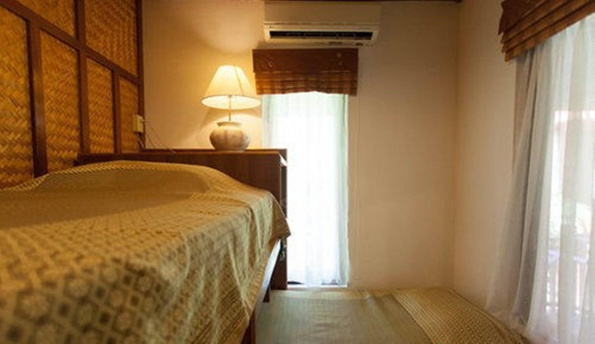 Coral Hotel Bangsaphan Bang Saphan Exterior photo