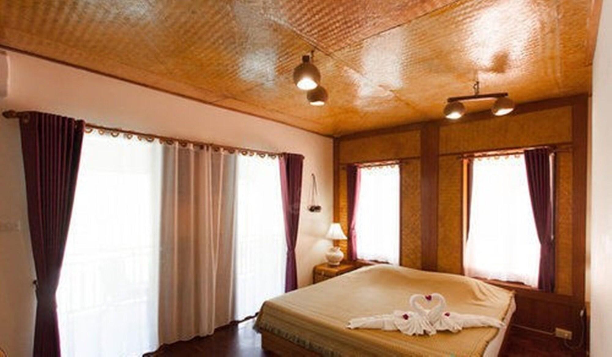 Coral Hotel Bangsaphan Bang Saphan Exterior photo