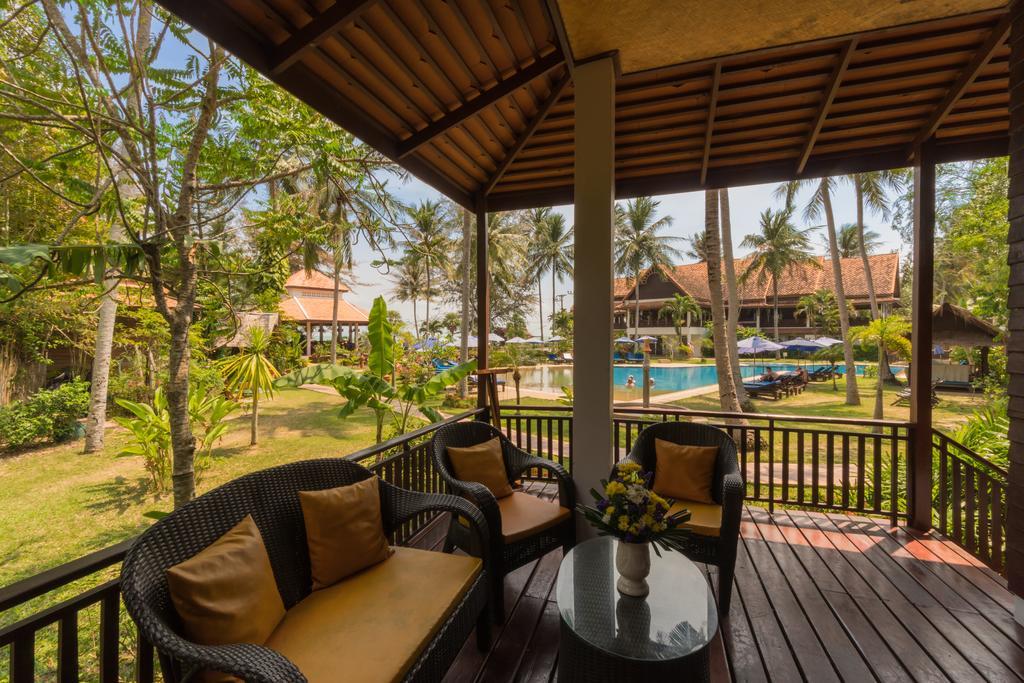 Coral Hotel Bangsaphan Bang Saphan Exterior photo