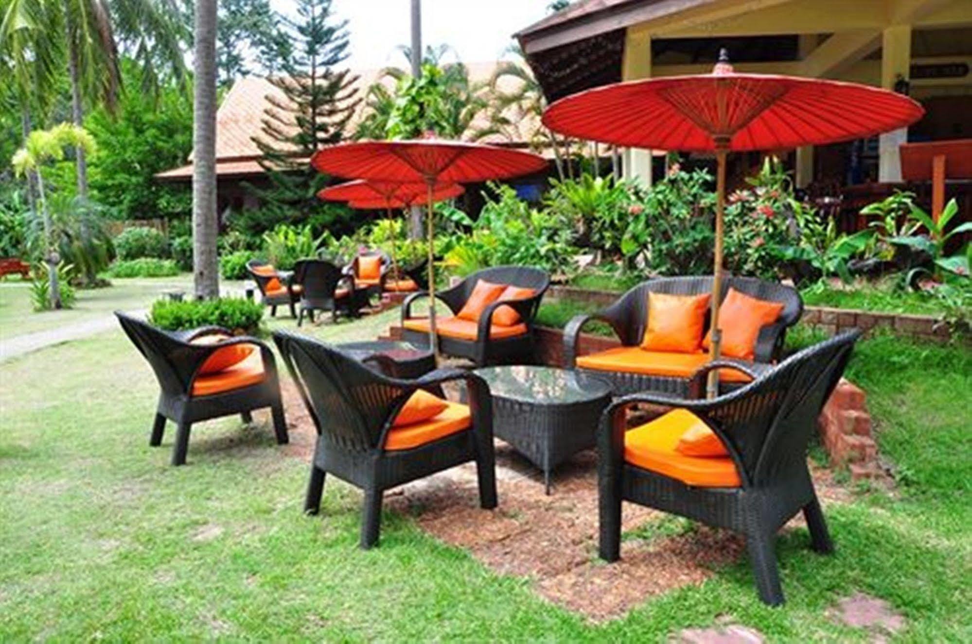 Coral Hotel Bangsaphan Bang Saphan Exterior photo